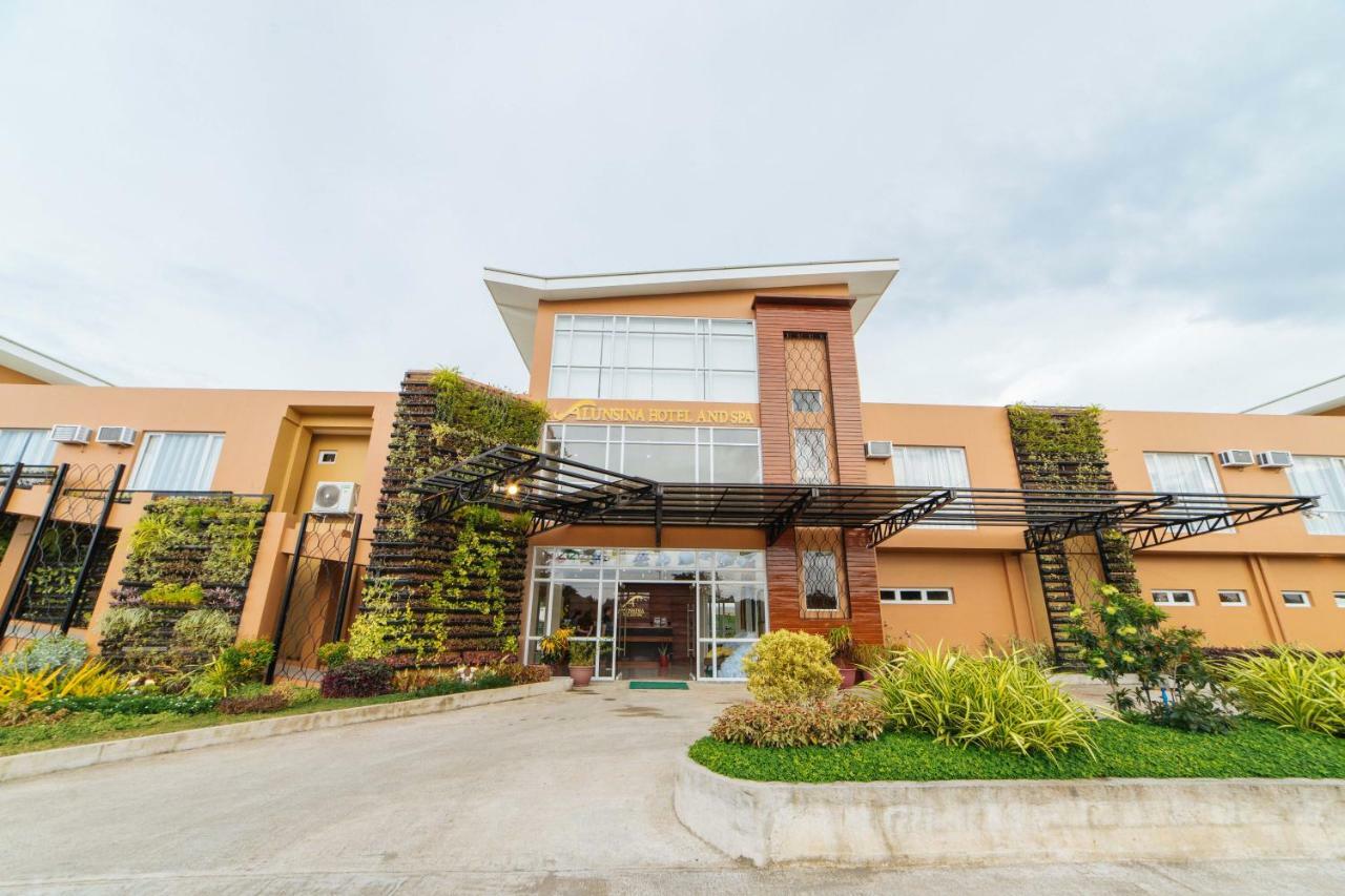 Reddoorz Premium Near Health Centrum Banica Roxas City Bagian luar foto