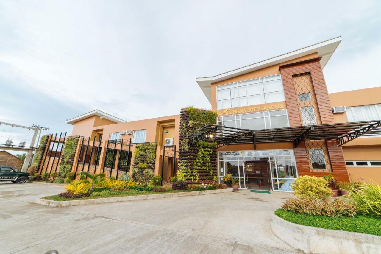 Reddoorz Premium Near Health Centrum Banica Roxas City Bagian luar foto