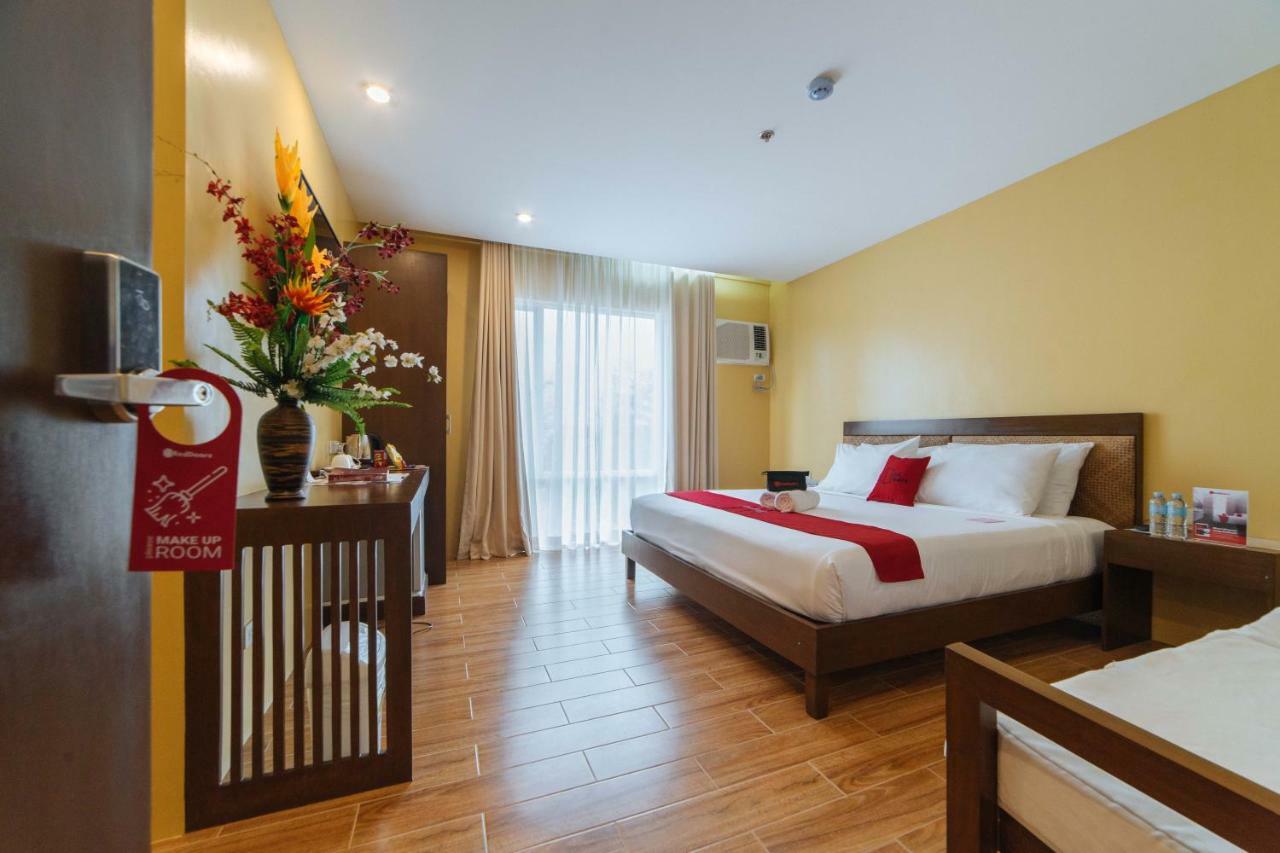 Reddoorz Premium Near Health Centrum Banica Roxas City Bagian luar foto