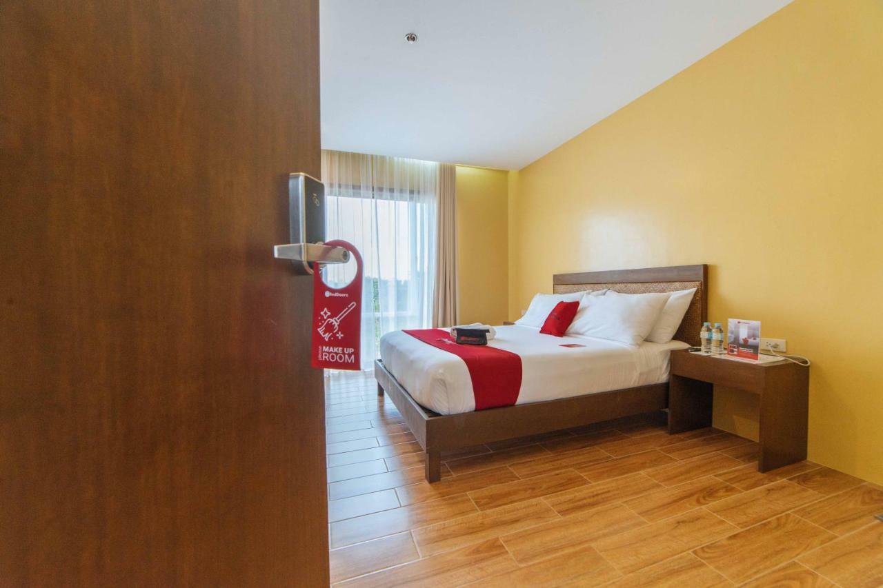 Reddoorz Premium Near Health Centrum Banica Roxas City Bagian luar foto