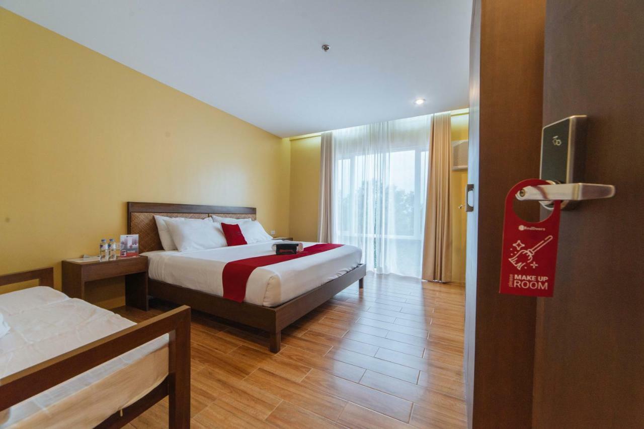 Reddoorz Premium Near Health Centrum Banica Roxas City Bagian luar foto